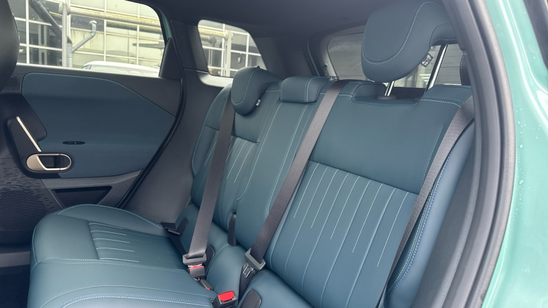 MINI Aceman 135kW E Classic 43kWh 5dr Auto Electric Hatchback